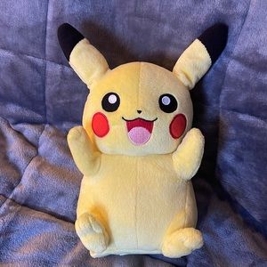 💕Preloved EUC Talking Plush Pikachu 🟡🔴